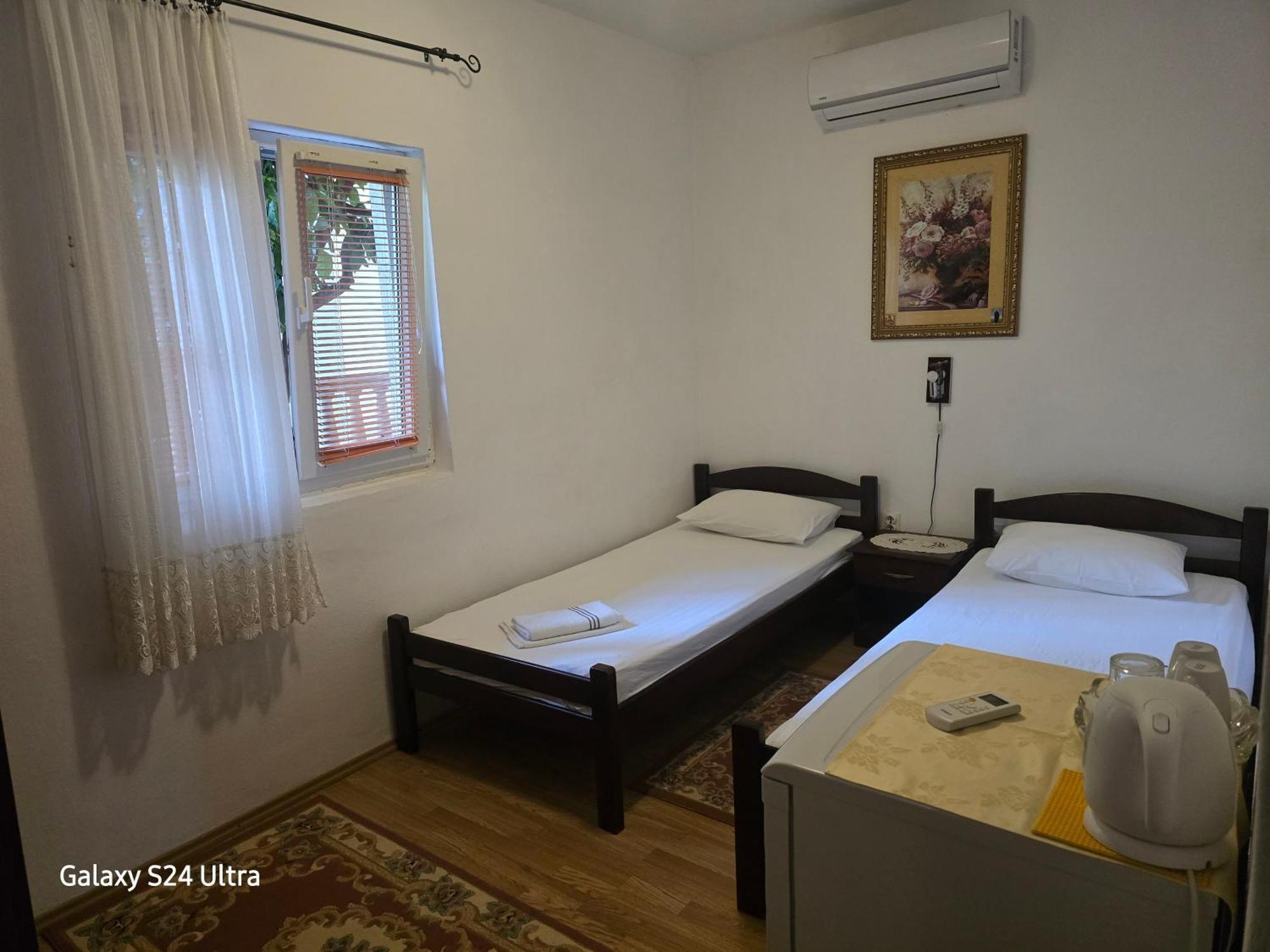 Djacic Guest house *