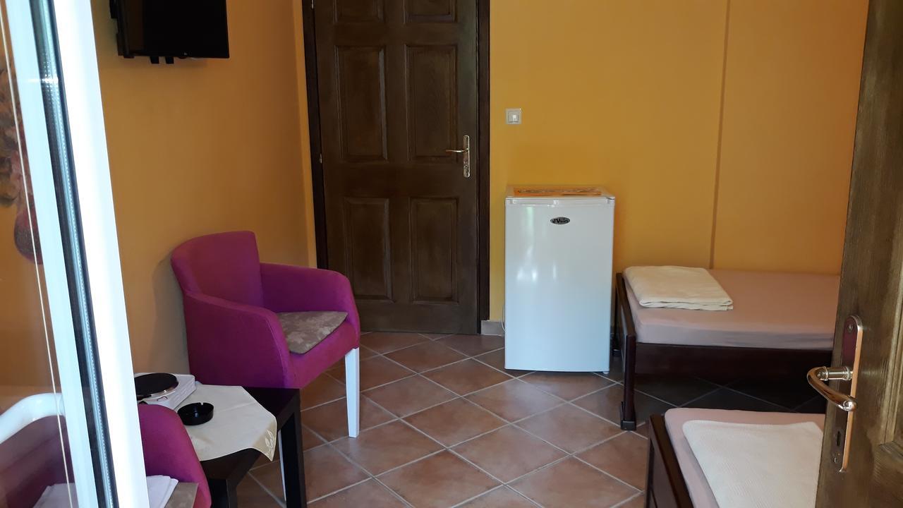 Guest house Djacic